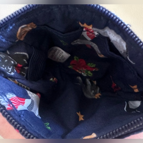 🐧❄️ NWT Vera Bradley Coin Purse in Snow Globe Motifs ❄️🐧 - Picture 4 of 8